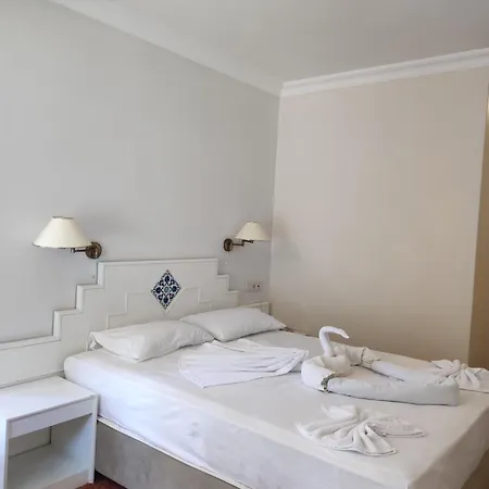 Green Valley Boutique & Spa Restourant מלון אנטליה
